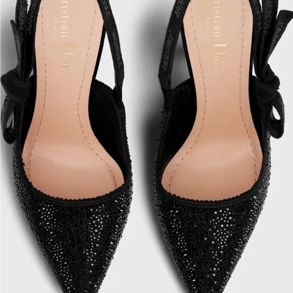 Elegant Black Slingback Heels - Picture 5 of 8